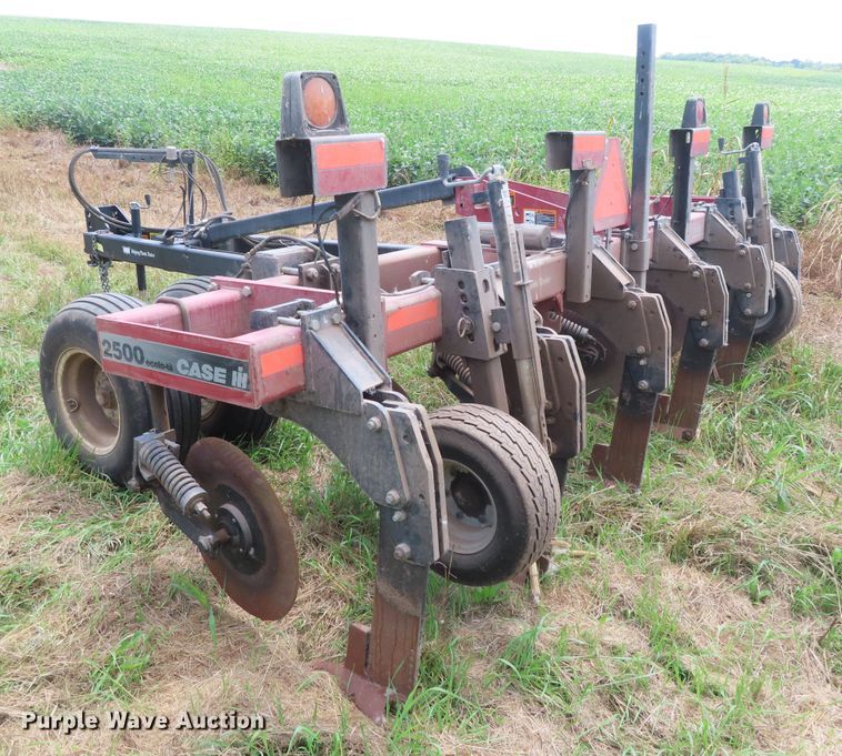 image for item DD6388 Case IH 2500 Ecolo-Till in-line ripper