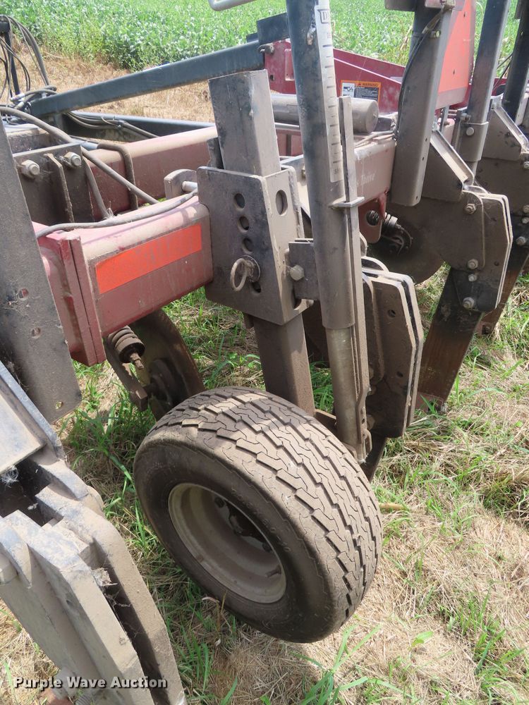 image for item DD6388 Case IH 2500 Ecolo-Till in-line ripper