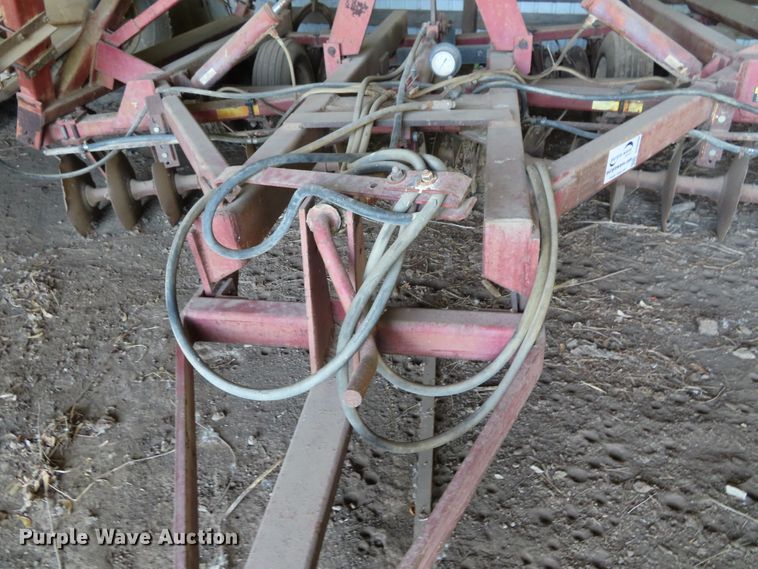 image for item DD6390 International 490 tandem disk