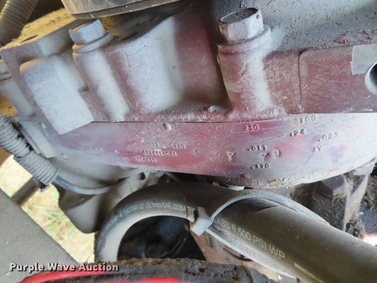 image for item DD6394 1979 International F2574 grain truck