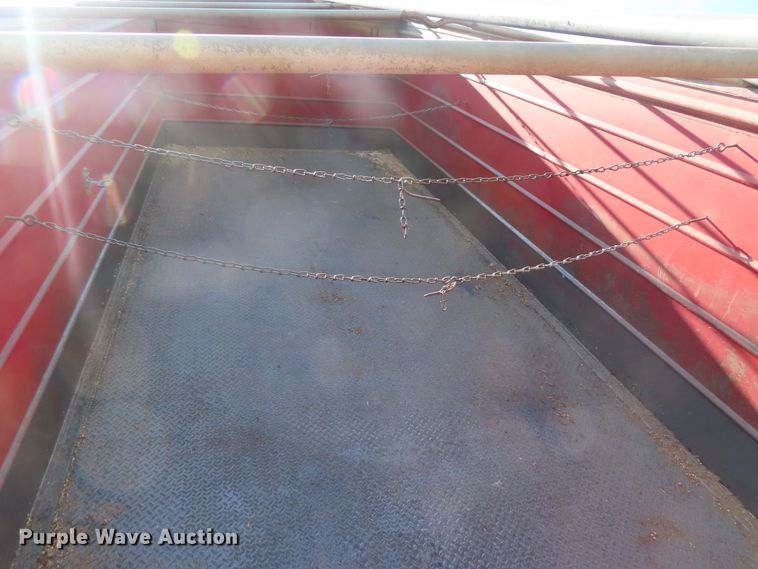 image for item DD6394 1979 International F2574 grain truck