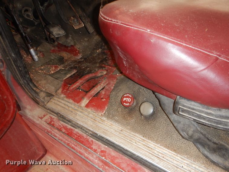 image for item DD6395 1980 Ford grain truck