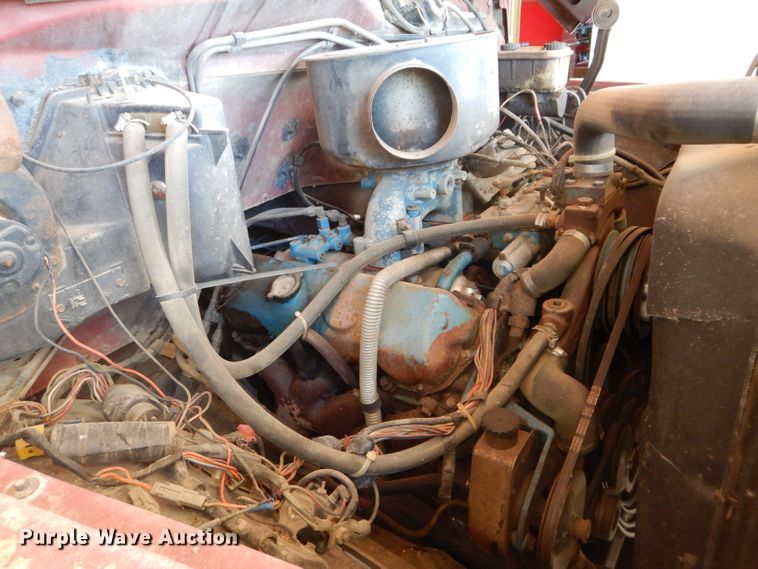 image for item DD6395 1980 Ford grain truck