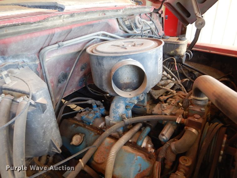 image for item DD6395 1980 Ford grain truck