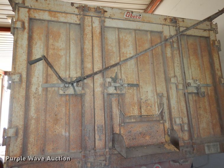 image for item DD6395 1980 Ford grain truck