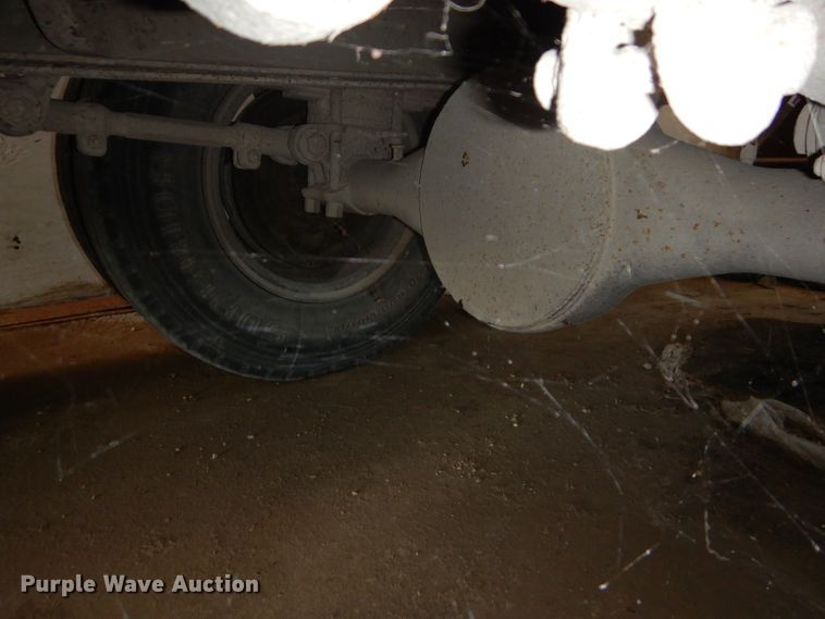 image for item DD6395 1980 Ford grain truck