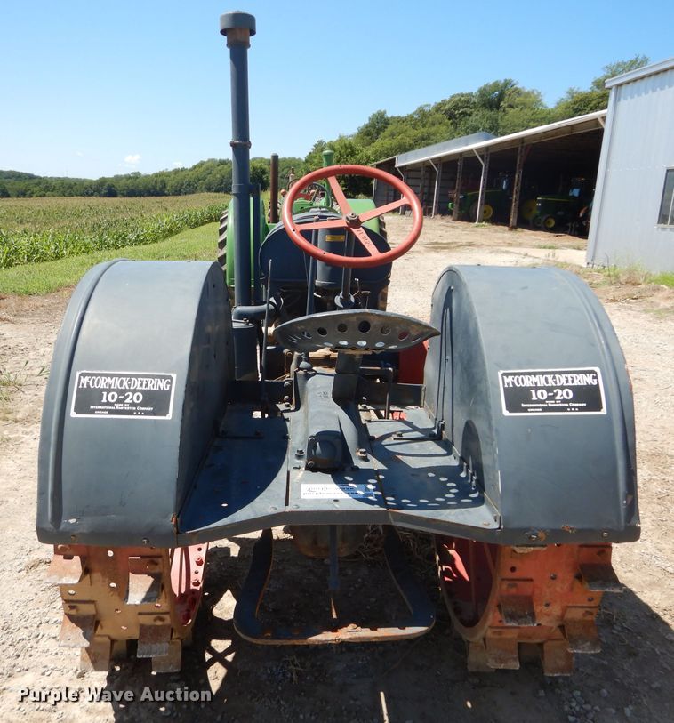 image for item DD6407 1928 McCormick-Deering 10-20 tractor