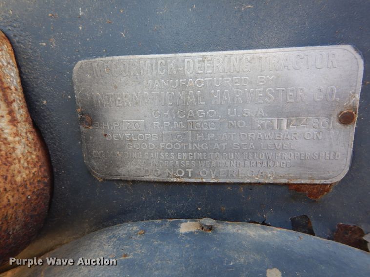 image for item DD6407 1928 McCormick-Deering 10-20 tractor