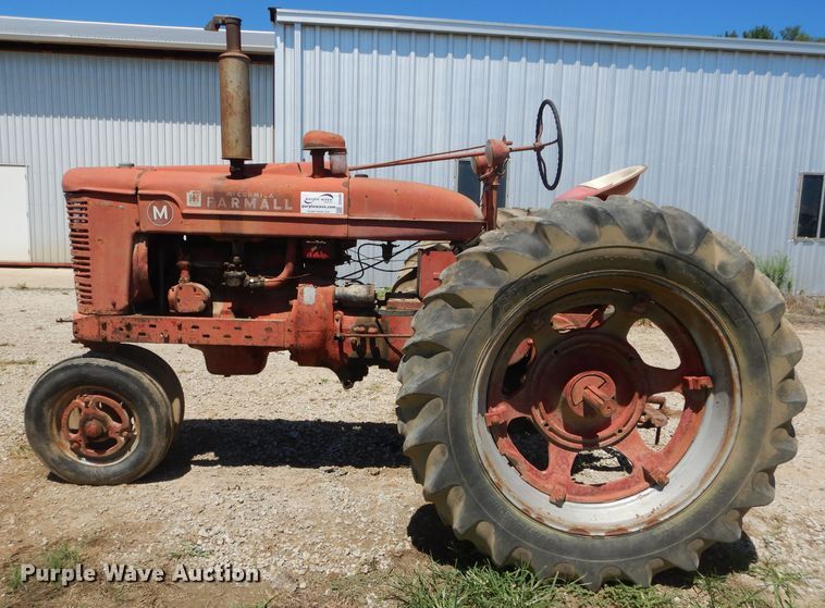 image for item DD6409 1944 International Farmall M tractor