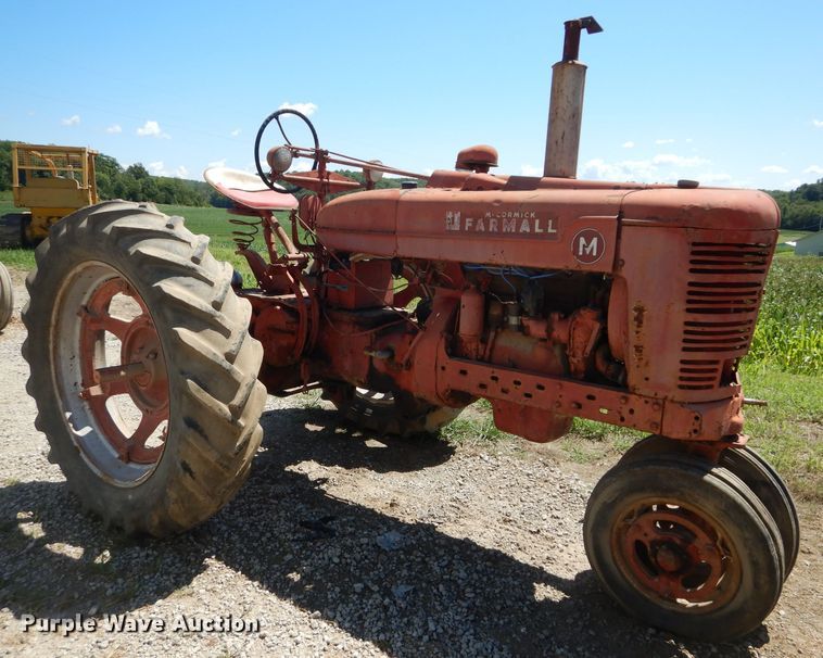 image for item DD6409 1944 International Farmall M tractor