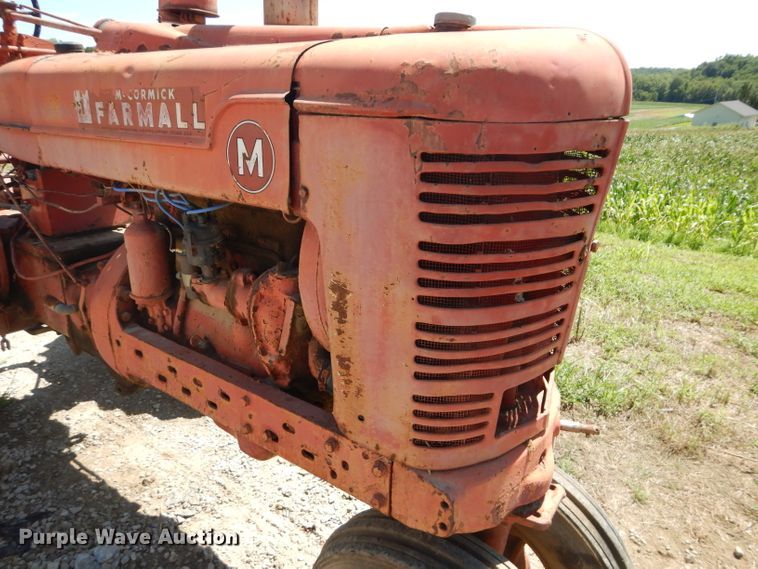 image for item DD6409 1944 International Farmall M tractor