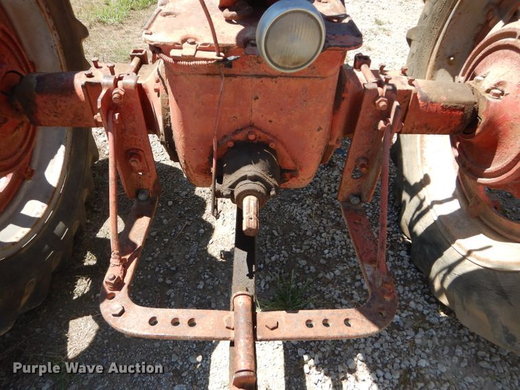 image for item DD6409 1944 International Farmall M tractor