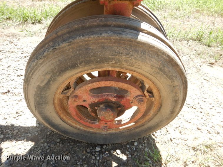 image for item DD6409 1944 International Farmall M tractor