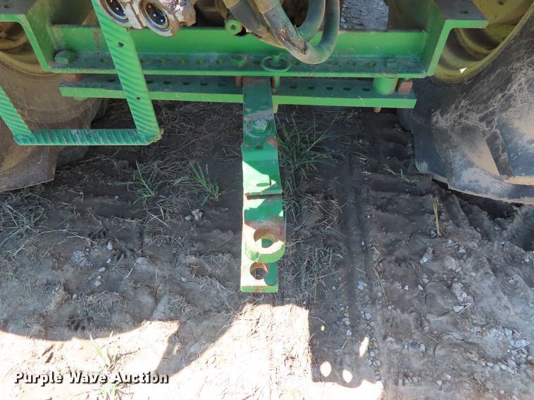 image for item DD6410 1952 John Deere R tractor