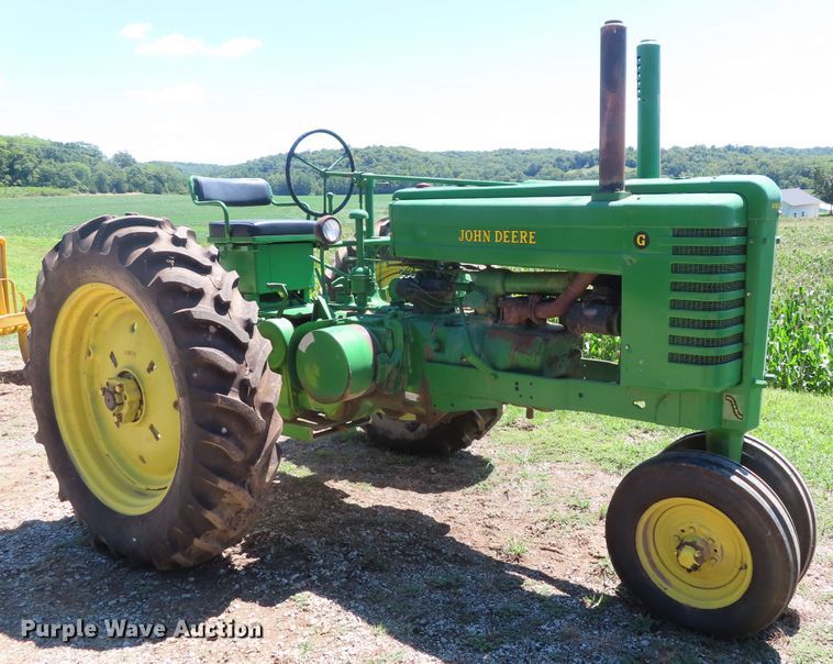 image for item DD6413 1951 John Deere G tractor