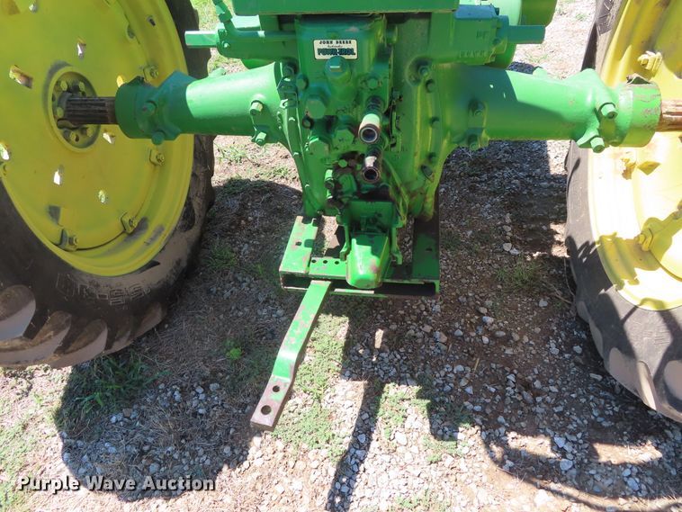 image for item DD6413 1951 John Deere G tractor