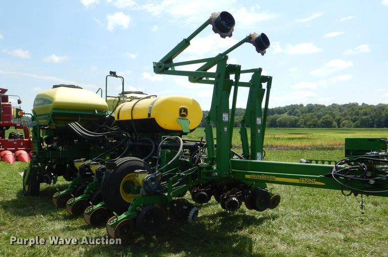 image for item DG4837 2011 John Deere 1770NT no-till planter
