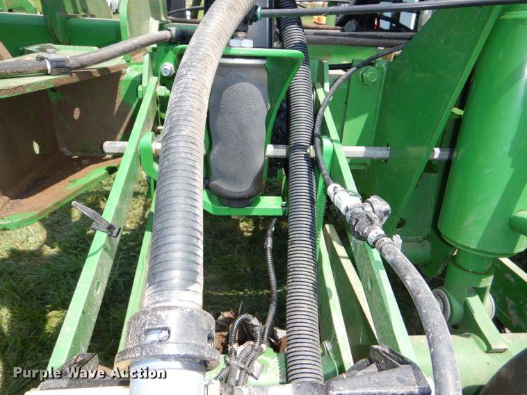 image for item DG4837 2011 John Deere 1770NT no-till planter