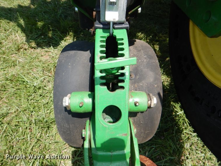 image for item DG4837 2011 John Deere 1770NT no-till planter