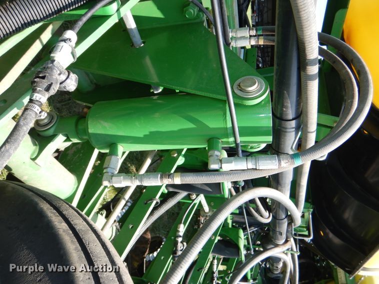 image for item DG4837 2011 John Deere 1770NT no-till planter