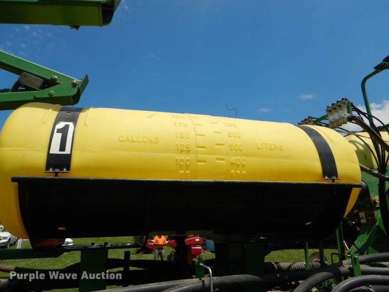 image for item DG4837 2011 John Deere 1770NT no-till planter