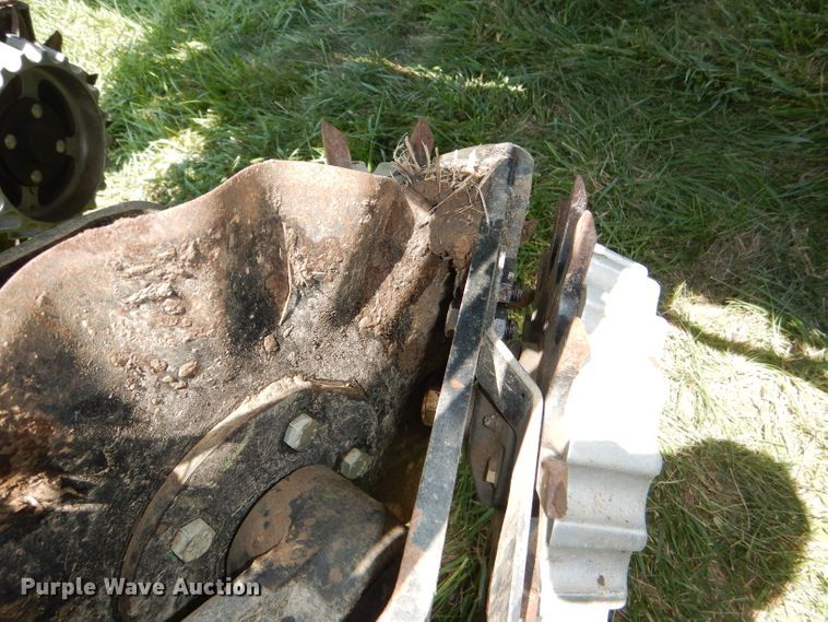 image for item DG4837 2011 John Deere 1770NT no-till planter