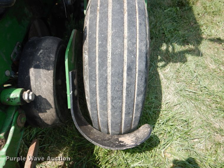 image for item DG4837 2011 John Deere 1770NT no-till planter