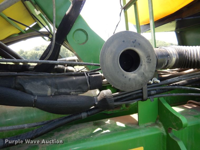 image for item DG4837 2011 John Deere 1770NT no-till planter