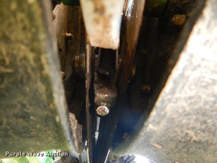 image for item DG4837 2011 John Deere 1770NT no-till planter