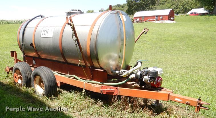 image for item DG4838 1977 Tote K1000 nurse tank trailer