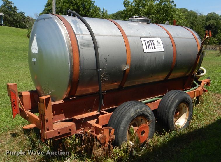 image for item DG4838 1977 Tote K1000 nurse tank trailer