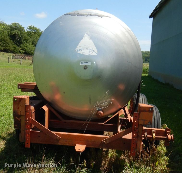 image for item DG4838 1977 Tote K1000 nurse tank trailer