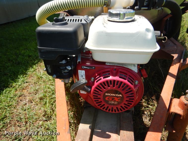 image for item DG4838 1977 Tote K1000 nurse tank trailer