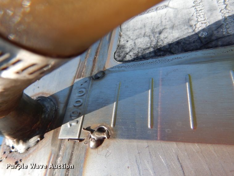 image for item DG4838 1977 Tote K1000 nurse tank trailer