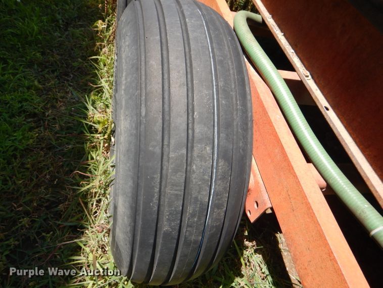 image for item DG4838 1977 Tote K1000 nurse tank trailer