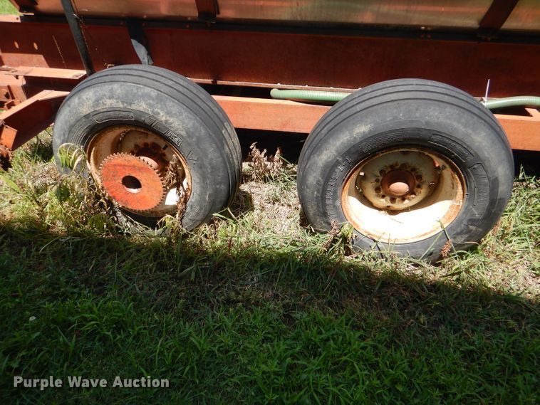 image for item DG4838 1977 Tote K1000 nurse tank trailer