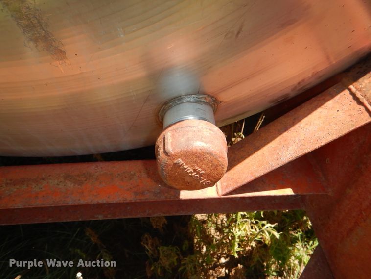 image for item DG4838 1977 Tote K1000 nurse tank trailer