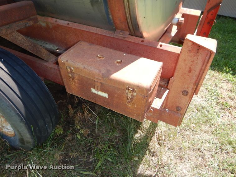 image for item DG4838 1977 Tote K1000 nurse tank trailer