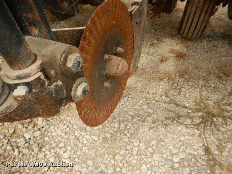 image for item DG4839 Case IH 955 Cyclo Air planter