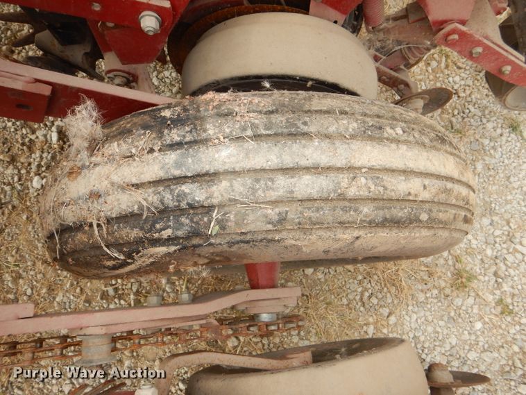 image for item DG4839 Case IH 955 Cyclo Air planter