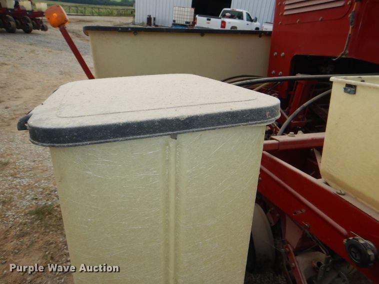 image for item DG4839 Case IH 955 Cyclo Air planter