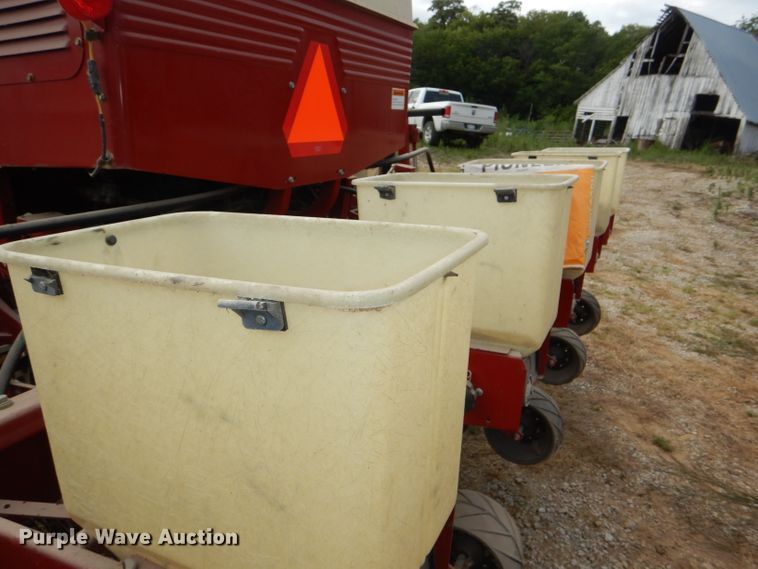 image for item DG4839 Case IH 955 Cyclo Air planter