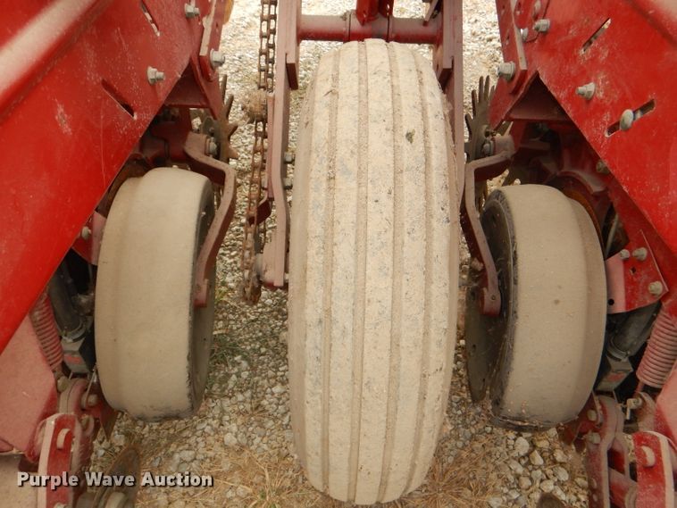 image for item DG4839 Case IH 955 Cyclo Air planter