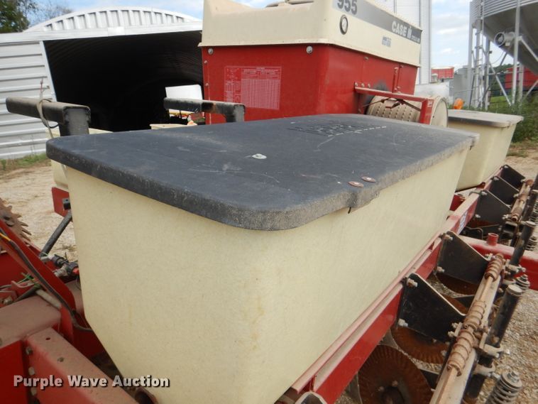 image for item DG4839 Case IH 955 Cyclo Air planter