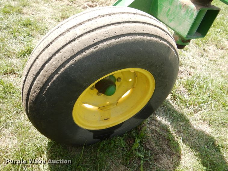 image for item DG4842 2010 John Deere 1990 no-till air seeder