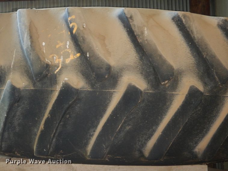 image for item FP9164 (3) 24.5-32 tires and wheels