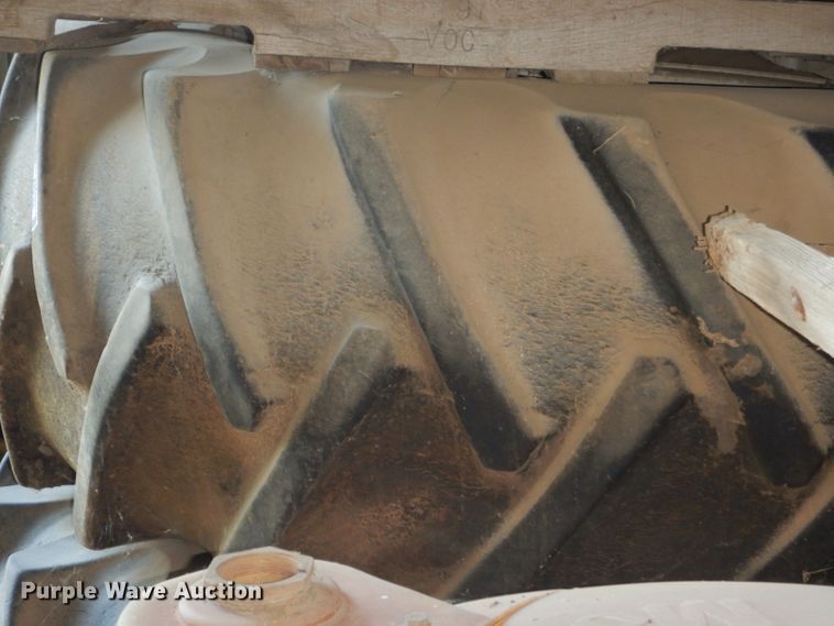 image for item FP9164 (3) 24.5-32 tires and wheels