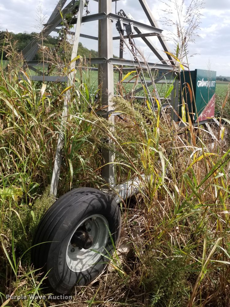 image for item G1902 Zimmatic irrigation pivot