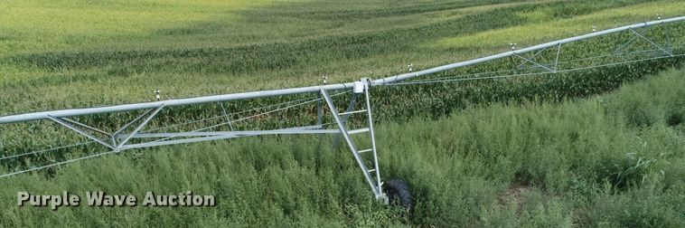 image for item G1904 Zimmatic irrigation pivot