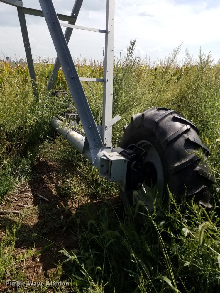 image for item G1904 Zimmatic irrigation pivot